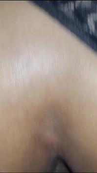 Stara milf z wyrzeźbionym ciałem bierze mojego kutasa głęboko w tyłek