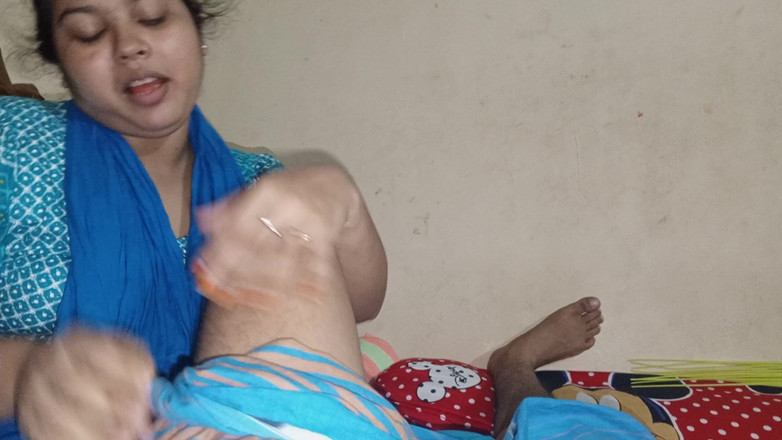 Desi Video BD: 火辣孟加拉村人妻
