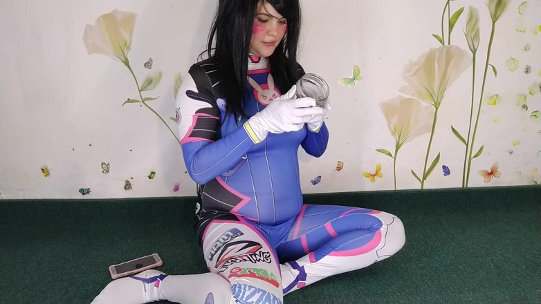 LizAngel: D.VA m-am pisat în borcan