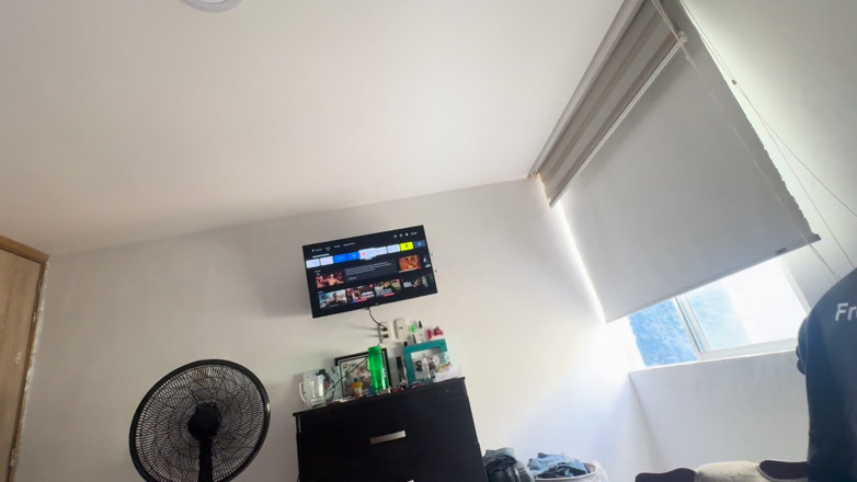 Fred_Nunexx: Gadis Cantik Dengan Badan Yang Sempurna Dan Vagina Yang Ketat...