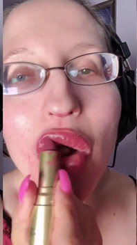 Asmr Paprika Pepper Eating - Asmr, Eye Glasses, Gianess, Lipstick, Big Lips, Mouth, Food, Face Fetish, Long Nails