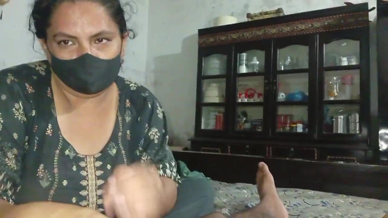 Ashu0286: Hot Boy i Desi Bhabhi Nowy wirusowy wideo XXX Bhabhi...