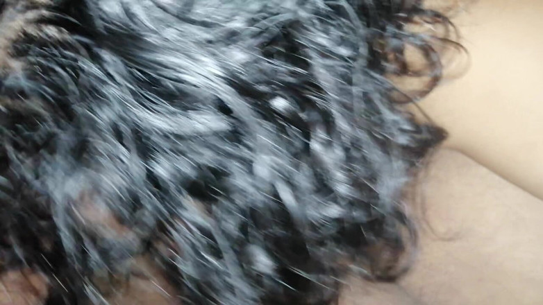 Tina Baby: 继母和出轨斯里兰卡人一起口交