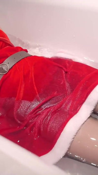 My Girlfriend's Christmas Surprise 01