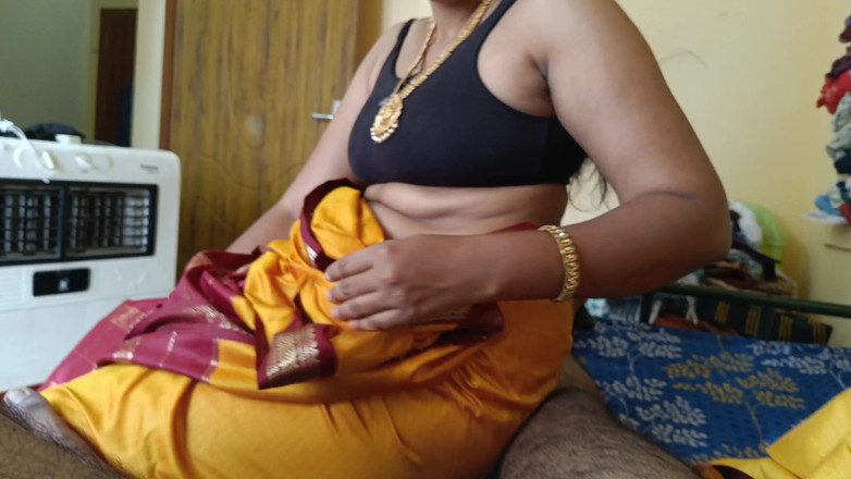 Pushpa studio: Trojka tvrdého šukání v posteli