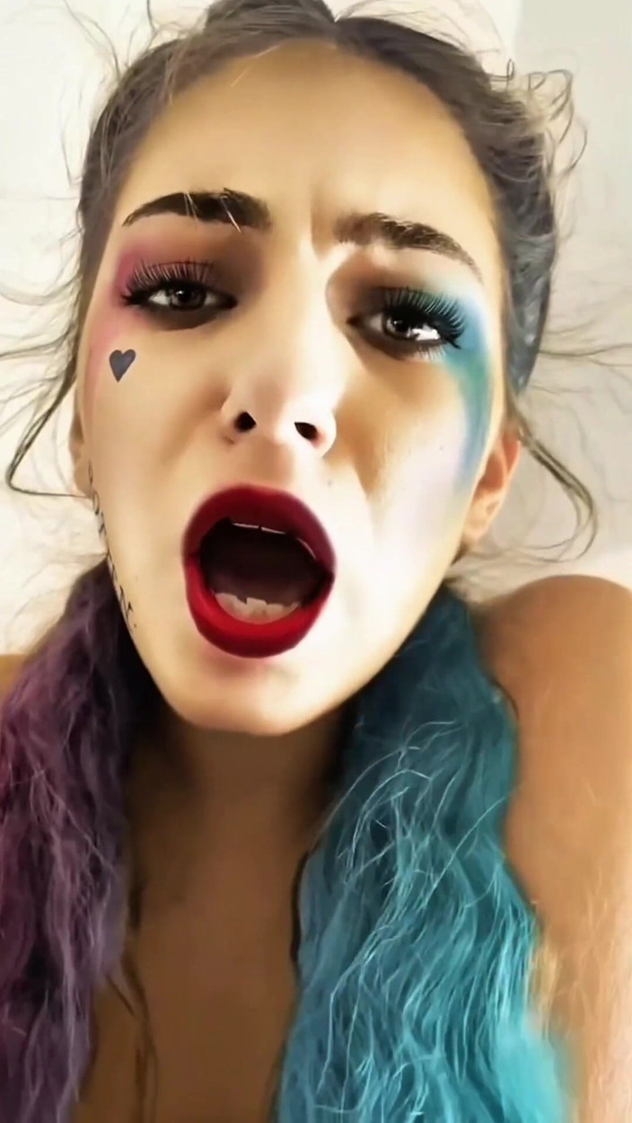 Johnny Grey: Primo sesso cosplay di harley queen termina con un enorme...