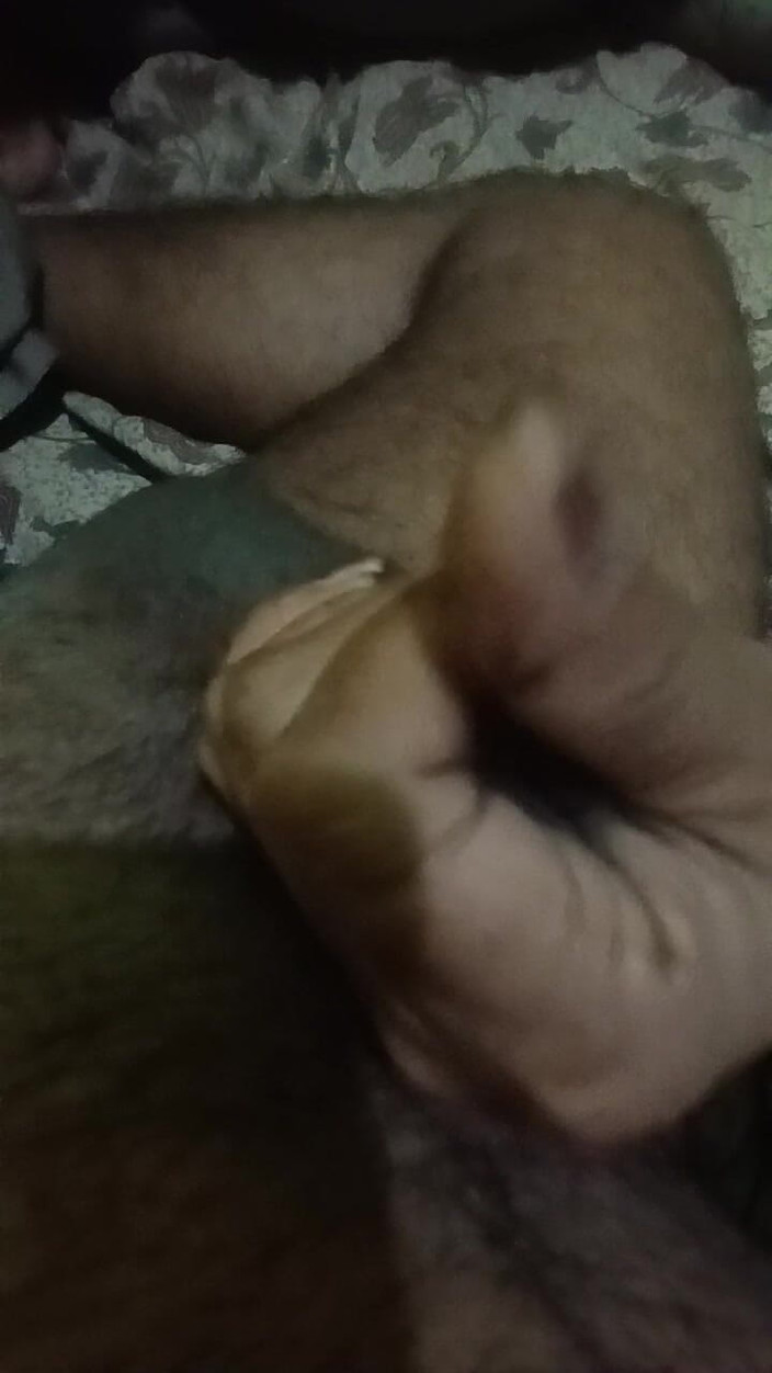 Rakhi3e: Náš noční milostný klín