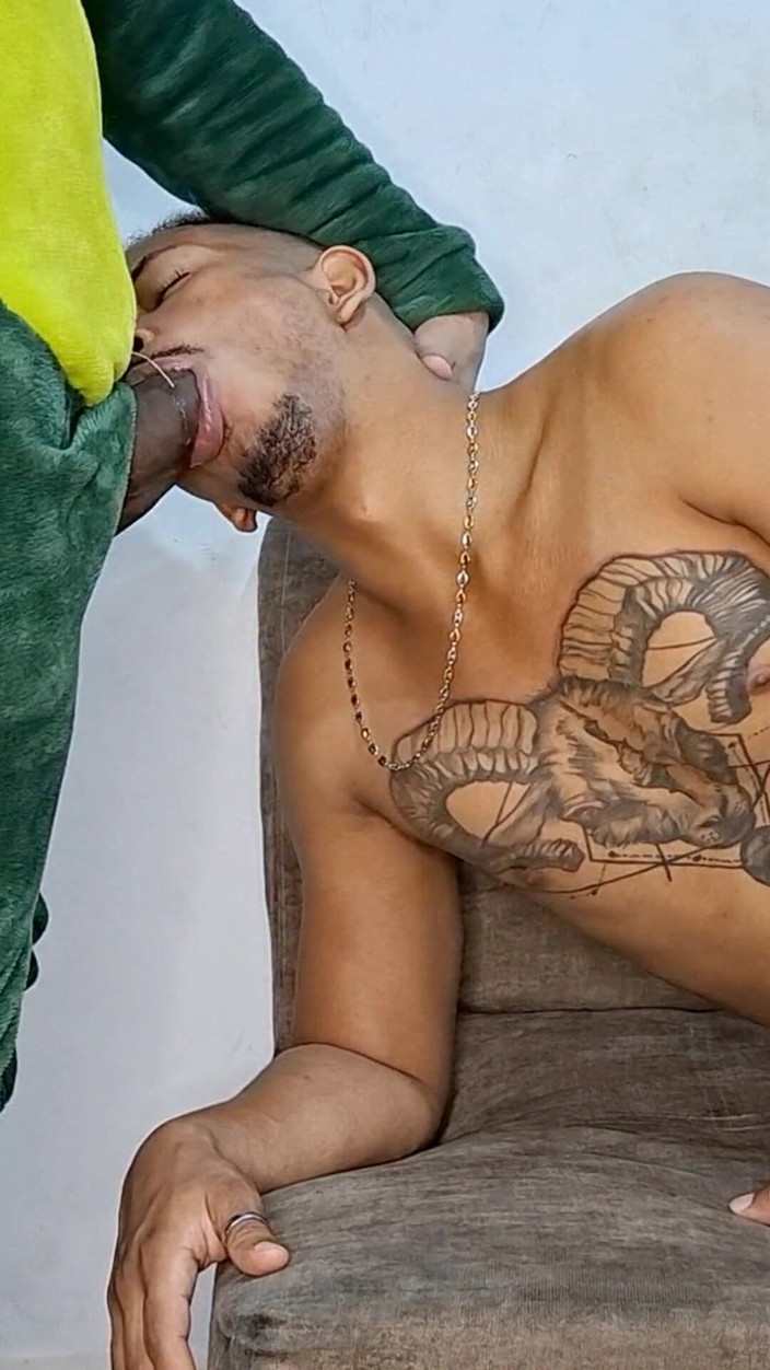 fullgag: Den Schwanz Wie Ein Eis Am Stiel Genießen