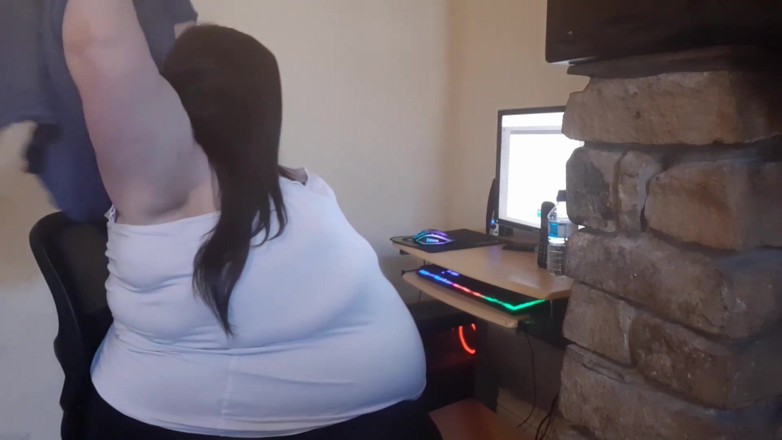 SSBBWLadyBrads: Ssbbw işçi karanlıktan sonra ofiste