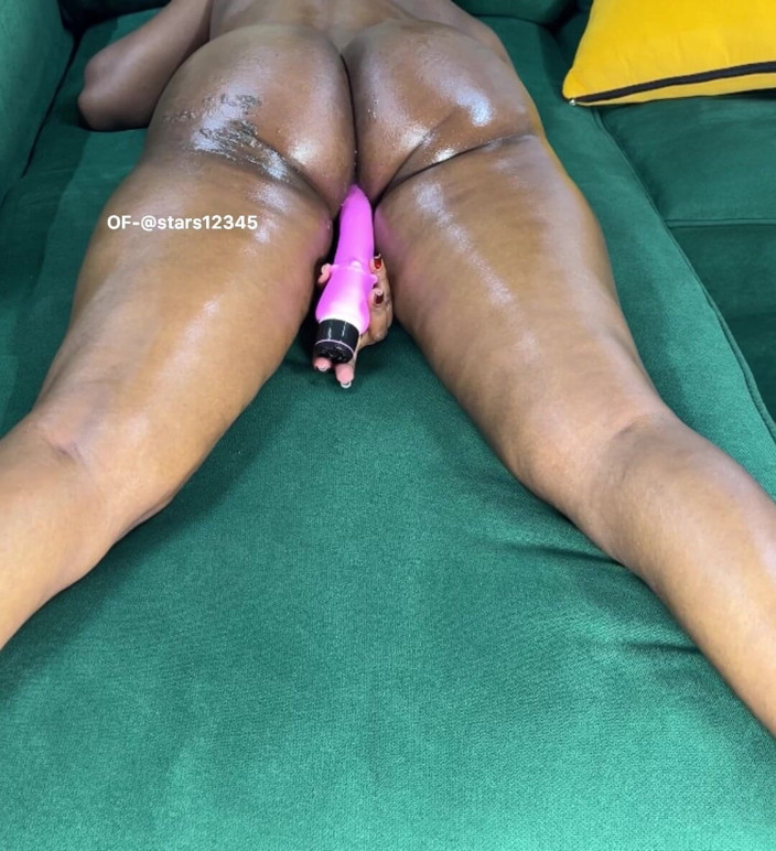 Its Nyota: Cumming so I Don't Blow up