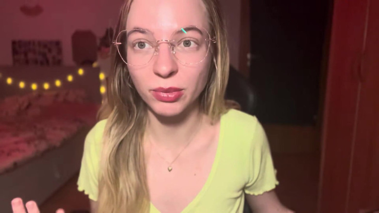 Goddess_Bella_Rae: Dlaczego mężczyźni popadają w długi za gorące bachorki online