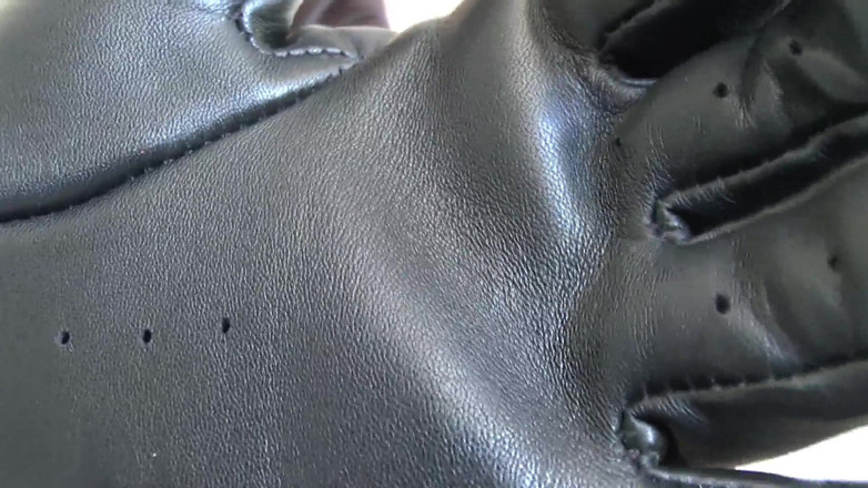 Lady Victoria Valente: Black Leather Gloves-the Scent of Leather Turns You on so...
