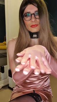 Sensual heaven satin and nylon dream, feeling like such a glamour puss  you want to touch don't you