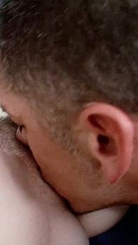 Stiefbruder fickt teen lara mit behaarter muschi und gibt cumshot