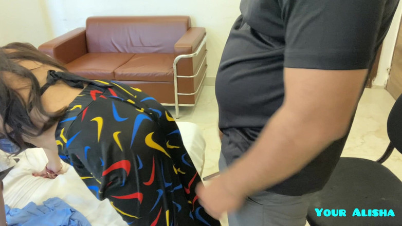 Your Alisha: Mit dem Kunden gefickt, um mit der Sponsership fortzufahren