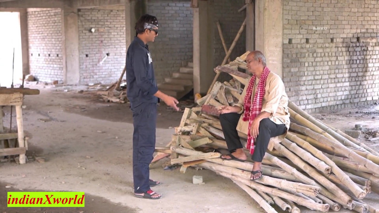 Indian Xshot: Oude gangster neukt mijn mooie stiefmoeder! Milf stiefmoeder seks