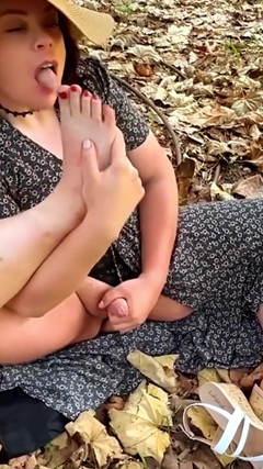 Afternoon Stroke in the Park thumbnail