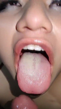 She Loves to Eat Cum After a Throat Fuck