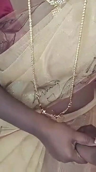 Fucking Chithi / Chaachi in Sexy Saree - Part 1
