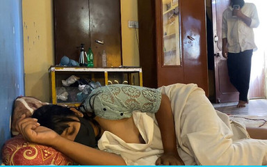 Pinkididi: Komal iş aramak için dışarı çıktı ve işveren güvenlik açığından faydalandı