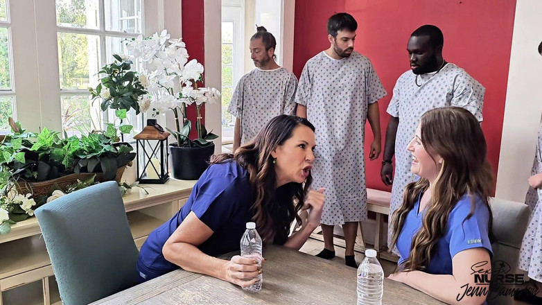 Sexy nurse Jenn: Sağlık Ekibimize Katılır mısın?