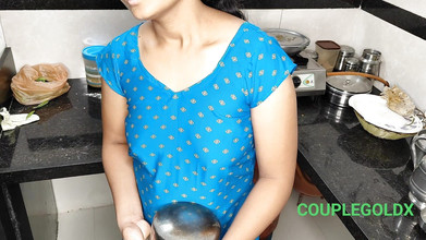 Sexy Komal: Komal, am nevoie de sucul penisului soțului tău