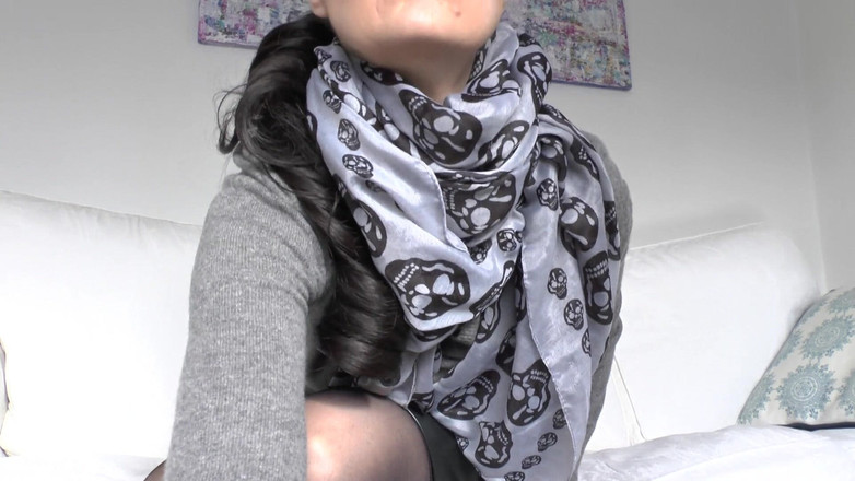 Lady Victoria Valente: Jari Gelap Mysterious Bahagian 3, Lady Victoria Valente