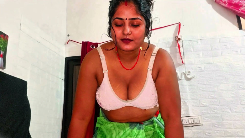 Raj pallvi: Desi Bhabhi Having Sex with Boyfriend While Call Talking to...