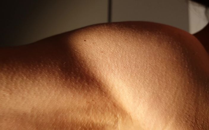 Tiny Teena: Heiße fitness-körperanbetung in nahaufnahme pOV