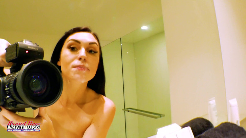 Brand New Amateurs: Ashley Wolf blowJob Instructions