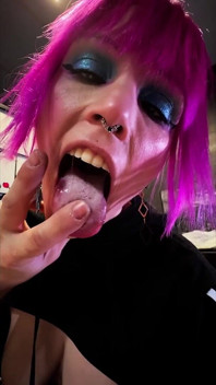 This Slut Swallows My Sex up to the End