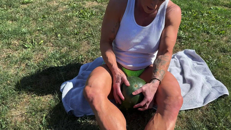 Kandylegsxxx: manspeshiyon vaali chodne laayak mammi kandys tarbooj krash varchasv