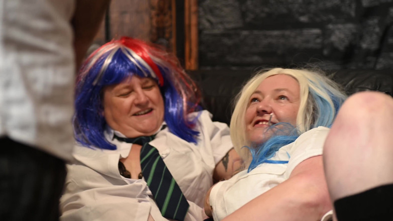 The Izars: 더 헤드마스터스 오피스