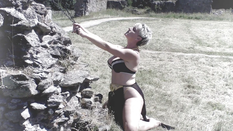 The adventures of Kylie Britain: Esclavo del priorato 1