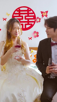 Bräutigam wird in seiner hochzeitsnacht von sakura zum cuckold