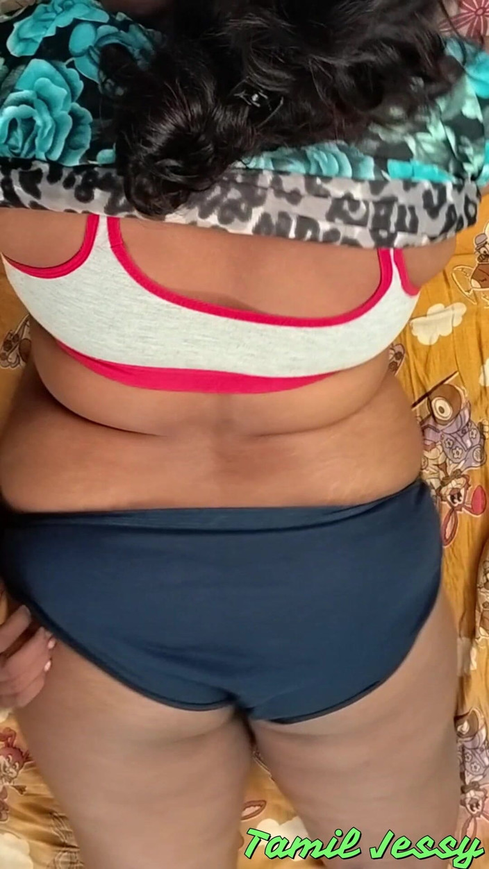 Tamil Jessy: スーパーシスター・イン・ロー
