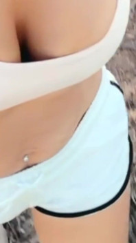 Wifey Gets All Hot and Sexy in the Gym