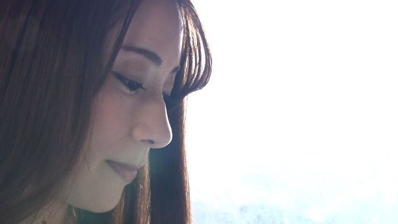 MBM3988: M968g03 a Beautiful Wife Who Is 30 Years Old and a...