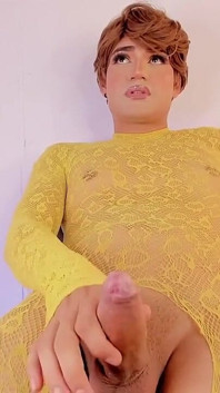 Good Boy Ken melantun zakarnya dan meminta untuk dilihat