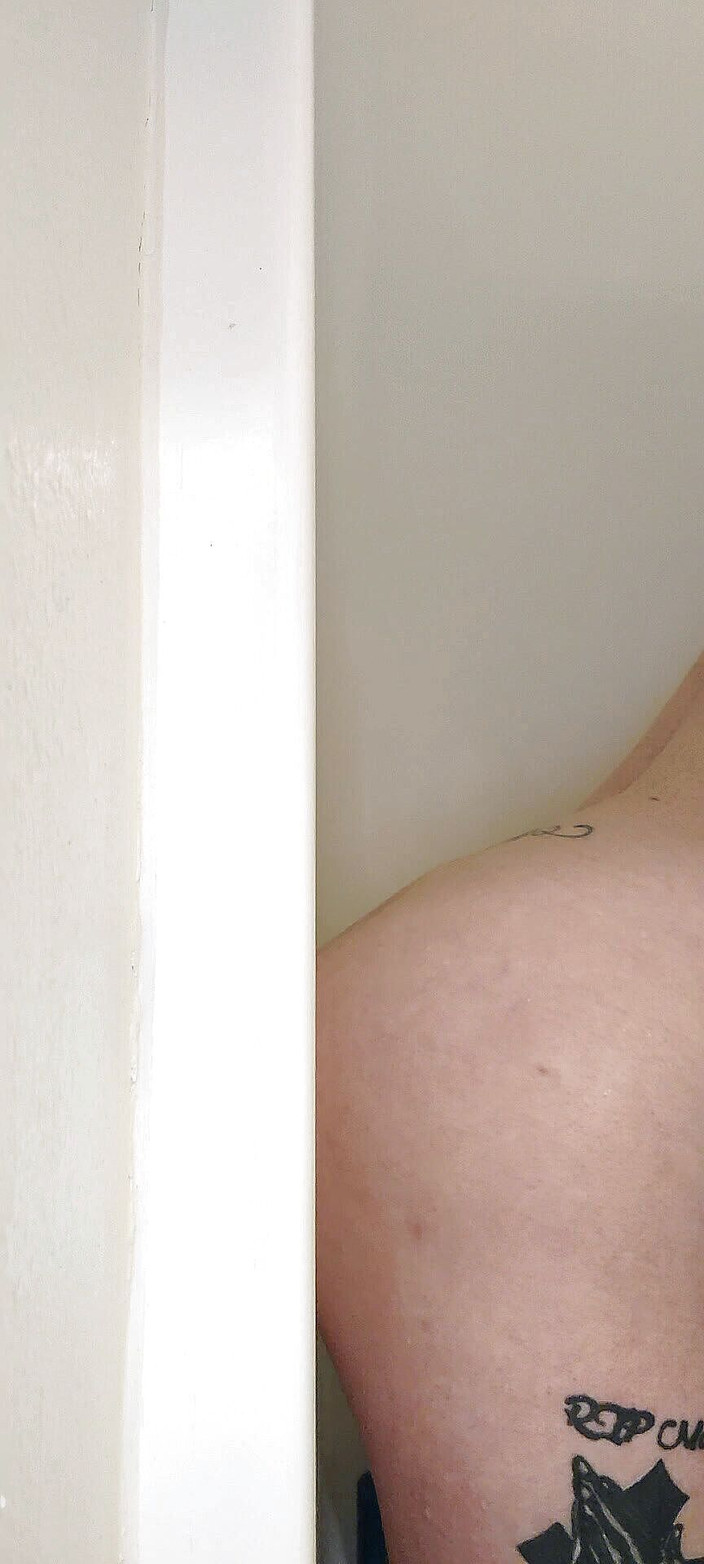 WetWet69: L'ora della doccia con WetWet