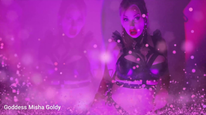 Goddess Misha Goldy: Masturbează-te până nu reușești! Nu vei renunță niciodată să te...
