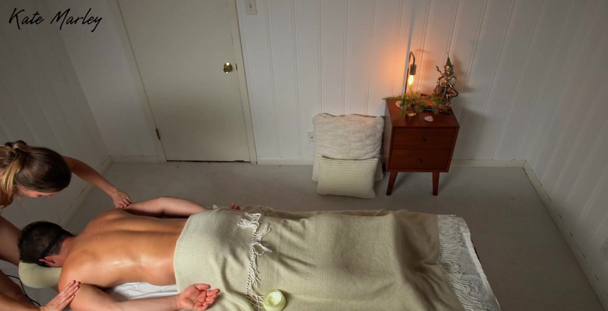 Kate Marley: Neuvěřitelně orgasmická tantrická lingam / masáž penisu s více mužskými orgasmy -...