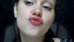 Goddess Misha Goldy: Lips fetish! Kissing! Lips gloss!
