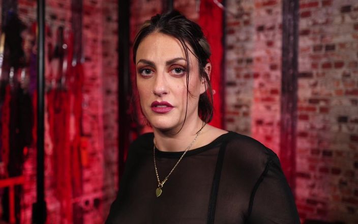 Countess diamond: Pilih Masa Depan Perbudakanmu