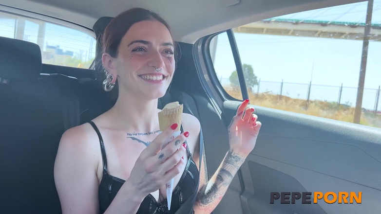 PepePorn: 홈메이드 포르노에서 가장 병적인 여성, 그녀의 이름은 Malafalda이고 Pepeporn에서만 그녀를 찾을 수 있습니다.
