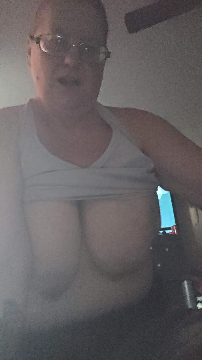 Misssunshinevip: Déjame montar Papi.
