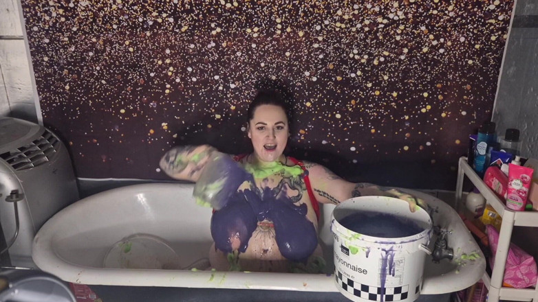 Bambi_beauty1: Crema e divertimento gunge!
