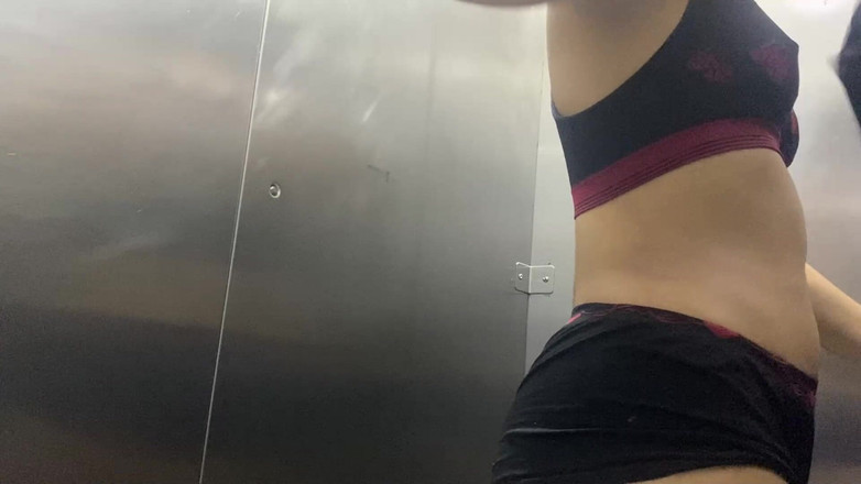 pampammedallo: Ngapain baju baru