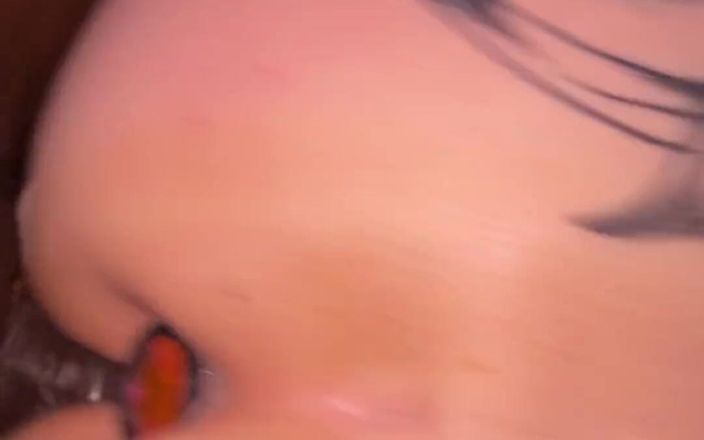 LeanBbc4u: Backshots con un plug anale nel grande culetto della MILF