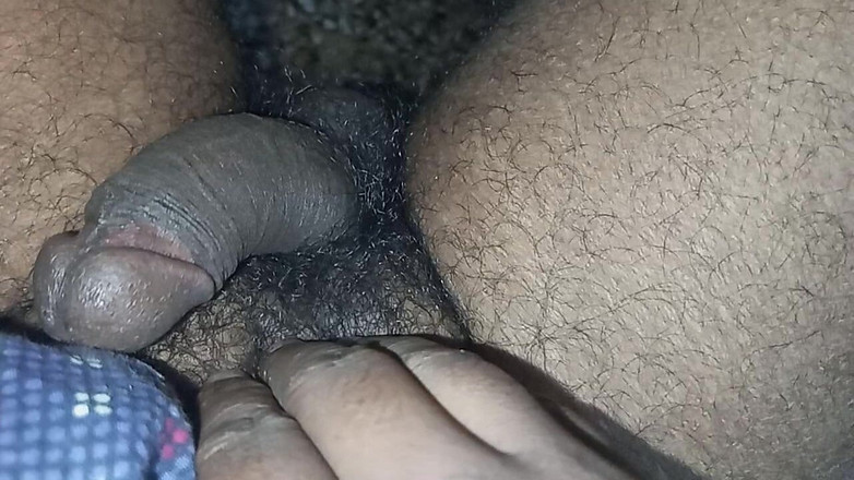 Sweet Indian cock: Ruang kantor istri Dubai-ku. Jilat kontol besarku